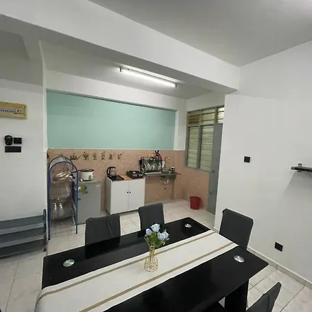 Blissful Breeze 4 Rooms & Netflix By Ezyroom Melaka Ayer Keroh Exterior photo