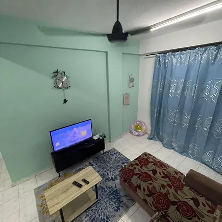 Blissful Breeze 4 Rooms & Netflix By Ezyroom Melaka Ayer Keroh Exterior photo