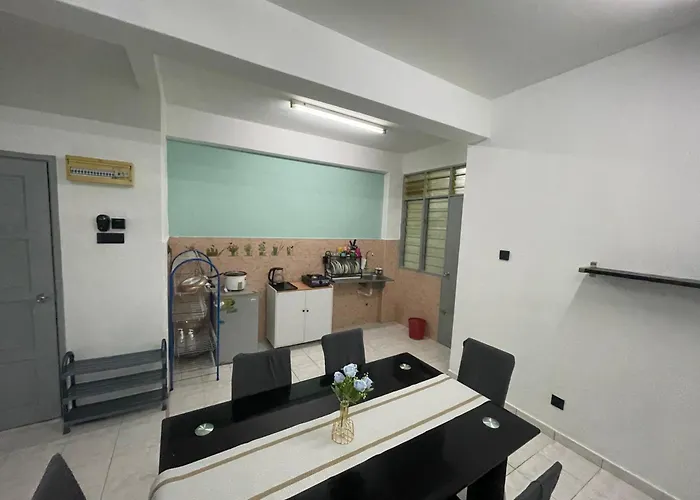 Blissful Breeze 4 Rooms & Netflix By Ezyroom Melaka