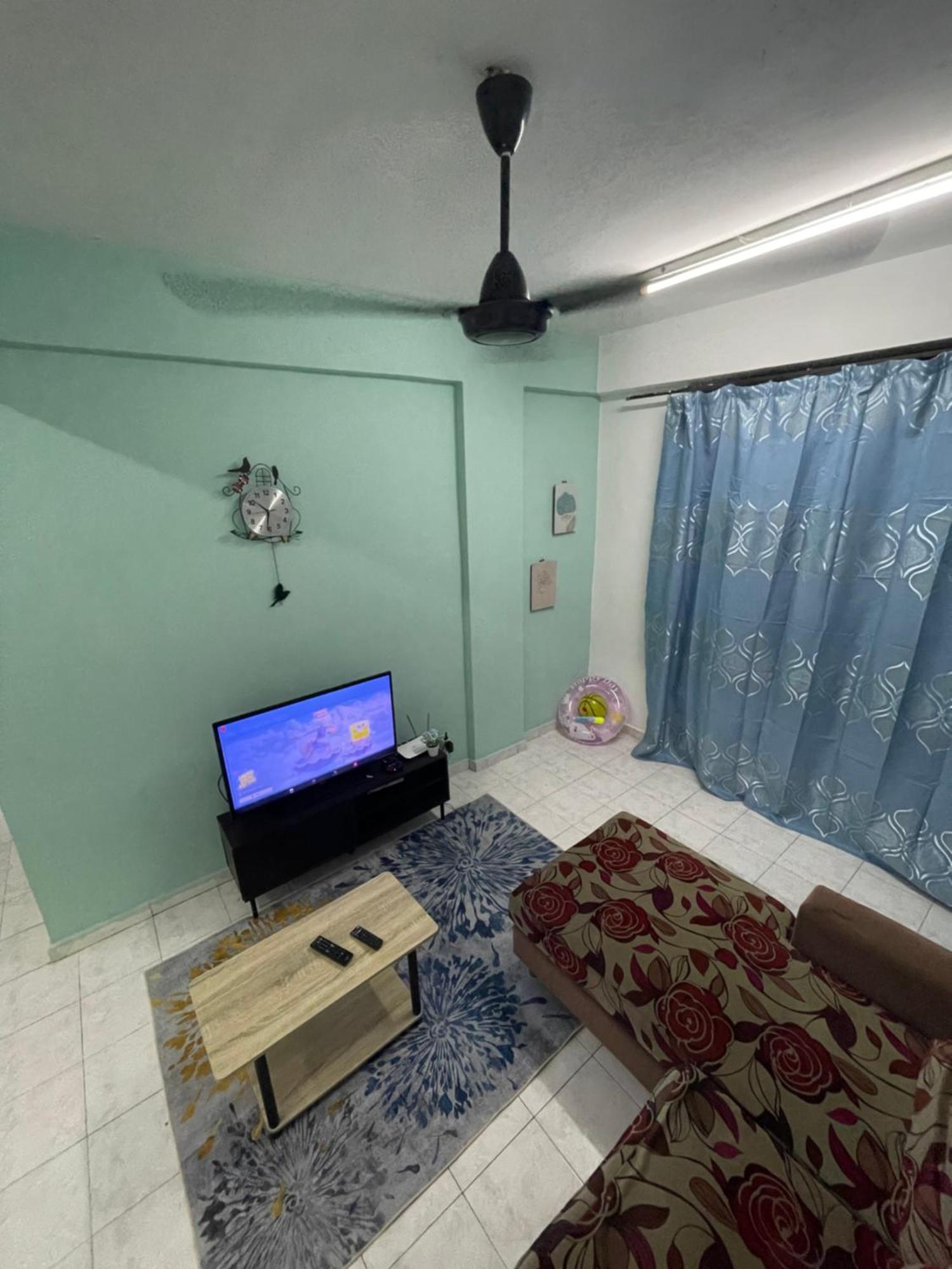 Blissful Breeze 4 & Netflix By Ezyroom Melaka Apartment Ayer Keroh
